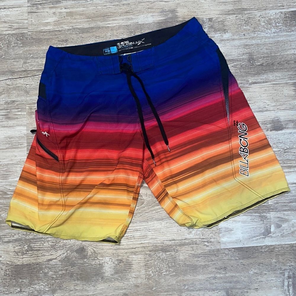Men swim 36